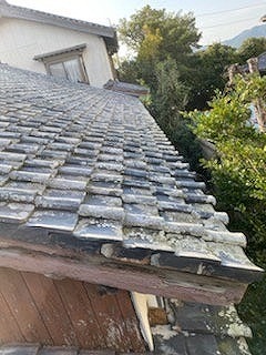 瓦屋根の葺き替えもおまかせ！